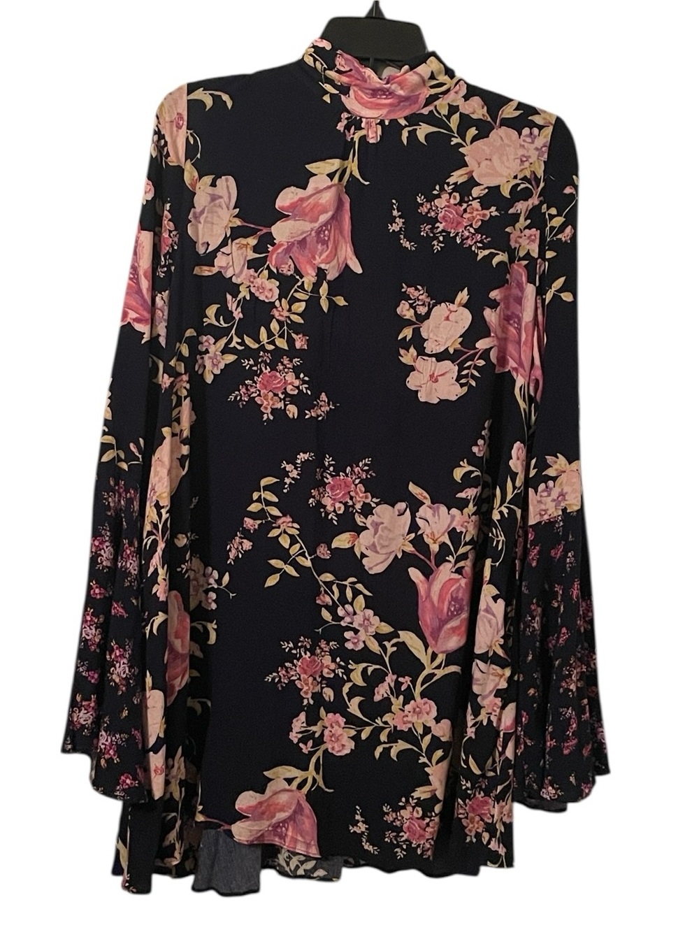 Free People Women's Navy Multicolor Floral Bell Sleeve Tate Tunic Top Size L - Picture 1 of 8